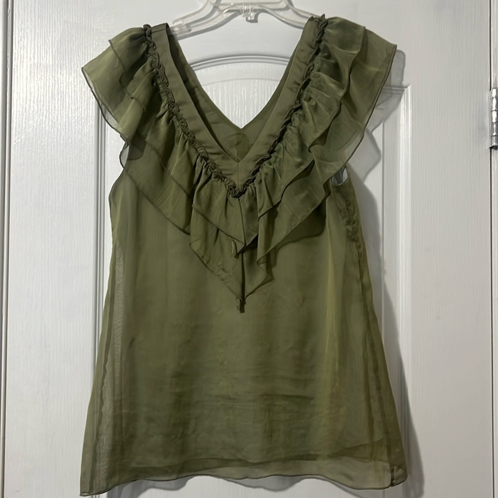 Med green blouse